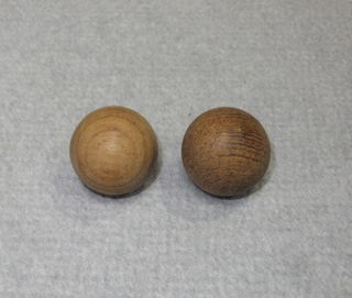 木球(木玉)・チーク無垢材.jpg