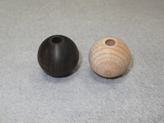 木球(木玉)・黒檀無垢材、ブナ無垢材.jpg
